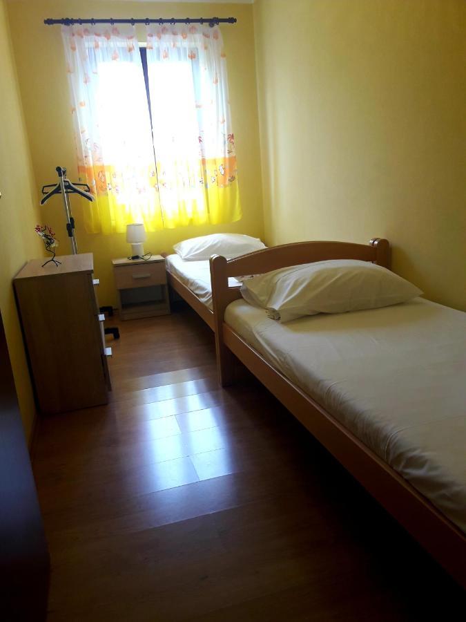 Apartments Angela Zbandaj Экстерьер фото