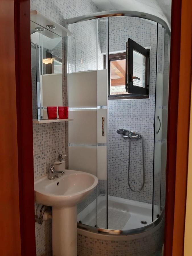 Apartments Angela Zbandaj Экстерьер фото